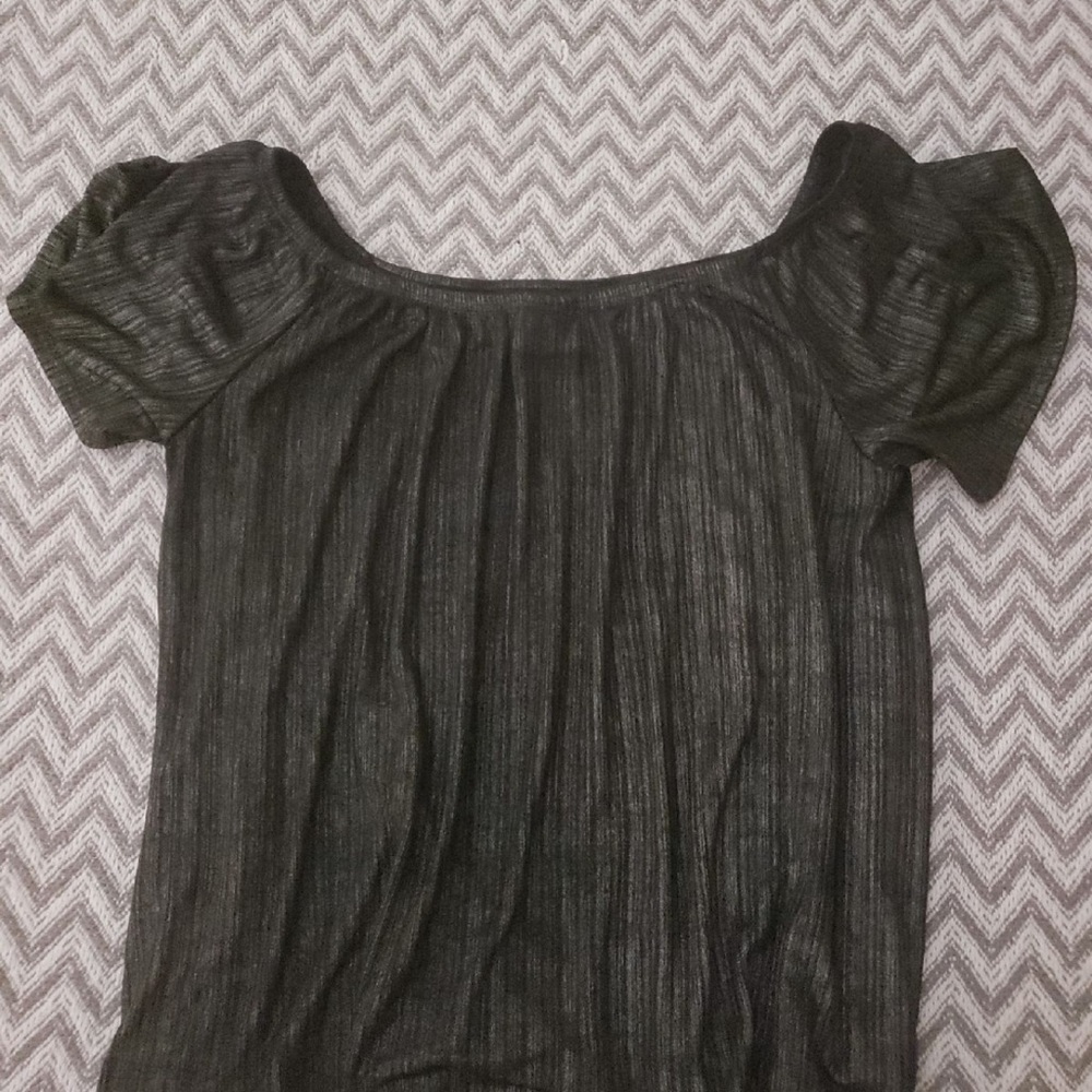 Shimmery Black Top - Picture 4 of 4
